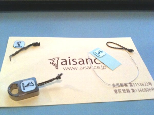 エザンス iPhoneストラップ 純チタン製・アダプター 糸の交換セット