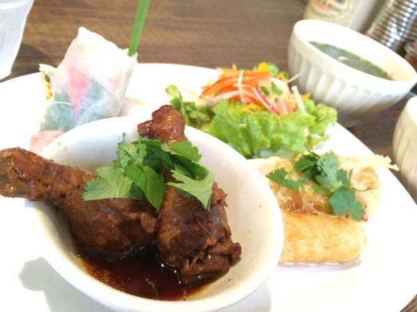 ベトナム屋台食堂 サイゴン2 (saigon deux サイゴンドゥ)
