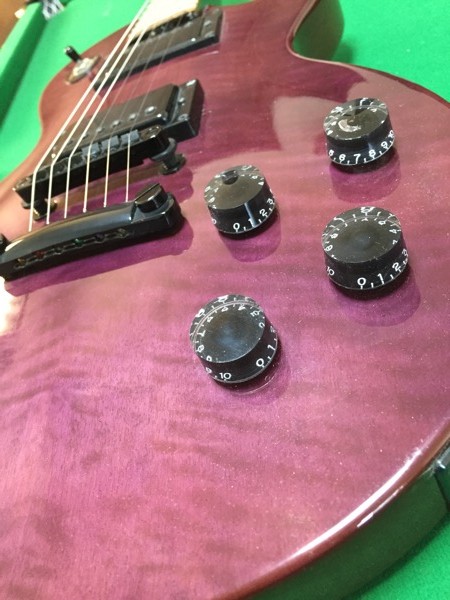 Guitar: TOKAI Love Rock MODEL (Les Paul type)