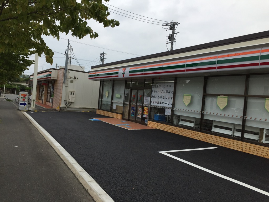 セブンイレブンのすぐ隣にセブンイレブンが出店