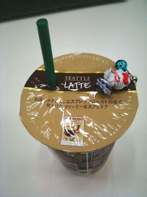 朝ラテ。 - サントリー食品 STARBUCKS COFFEE DISCOVERIES SEATTLE LATTE 200ml 朝ラテ。 - サントリー食品 STARBUCKS COFFEE DISCOVERIES SEATTLE LATTE 200ml