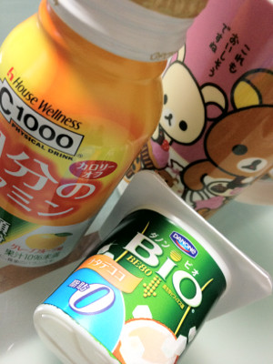 おはヨーグルト!えいようほきゅー。 - ハウスウェルネスフーズ C1000 1日分のビタミン 190g おはヨーグルト!えいようほきゅー。 - ハウスウェルネスフーズ C1000 1日分のビタミン 190g