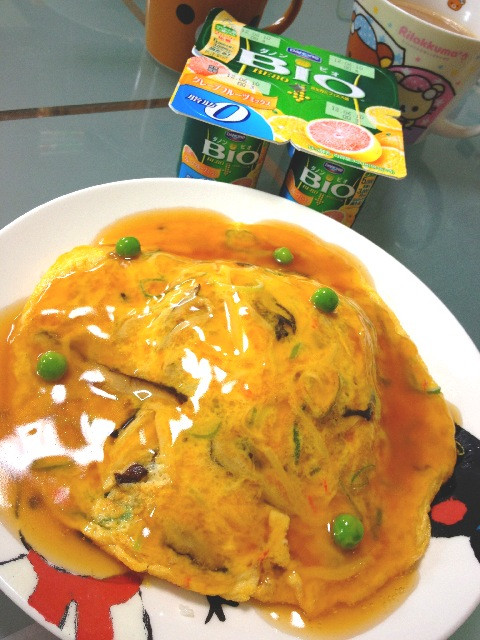 おはヨーグルト!朝食に天津飯とヨーグルト。 - ダノン ビオ グレープフルーツ ミックス おはヨーグルト!朝食に天津飯とヨーグルト。 - ダノン ビオ グレープフルーツ ミックス
