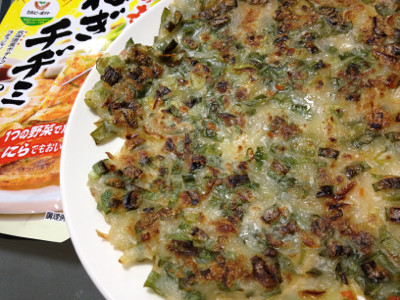 長ネギと玉ねぎを足してうまうま(・∀・) 「カルビーポテト株式会社のポテトフレーク使用」「コチュジャン入り薬味だれ」 - ダイショー もちもち ねぎチヂミの素 長ネギと玉ねぎを足してうまうま(・∀・) 「カルビーポテト株式会社のポテトフレーク使用」「コチュジャン入り薬味だれ」 - ダイショー もちもち ねぎチヂミの素