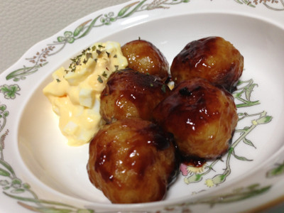 フライパンでカリッと焼いてチキン南蛮風の味付け。 - 米久 肉だんご 330g フライパンでカリッと焼いてチキン南蛮風の味付け。 - 米久 肉だんご 330g