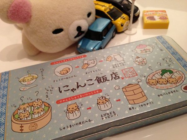にゃんにゃんにゃんこ にゃんこ飯店 カンペンケース。 にゃんにゃんにゃんこ にゃんこ飯店 カンペンケース。