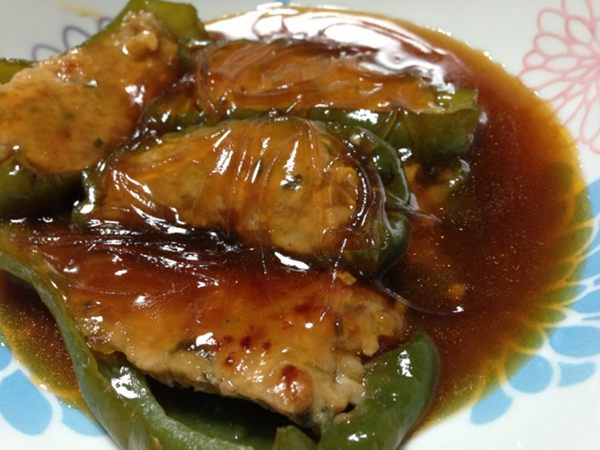 ゆうはーん。ピーマンの肉詰め。 ゆうはーん。ピーマンの肉詰め。