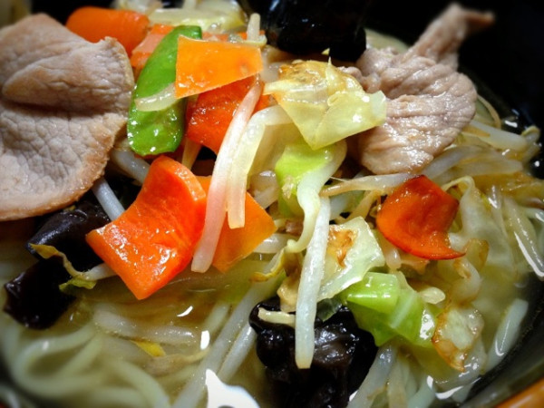 冷やしタンメンをあんまり冷やさずぬるめにして食べる、なかなかうまい mgmg 冷やしタンメンをあんまり冷やさずぬるめにして食べる、なかなかうまい mgmg