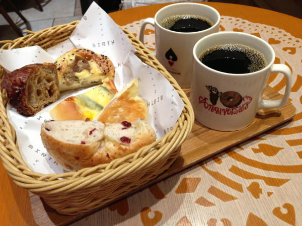 アンティークのモーニングビュッフェ 大人1人500円 飲み物はホットコーヒーだけお代わり自由 at HEART BREAD ANTIQUE アンティークのモーニングビュッフェ 大人1人500円 飲み物はホットコーヒーだけお代わり自由 at HEART BREAD ANTIQUE