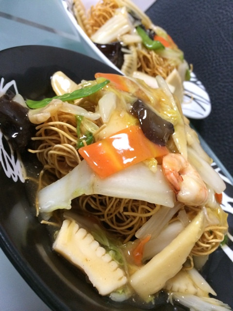 五目あんかけバリ麺。 五目あんかけバリ麺。