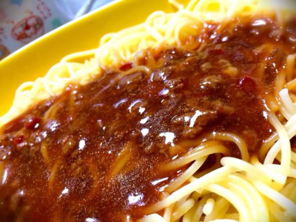 コーミ 台湾風麺タレ on マ・マー スパゲティ 太さ1.4mm コーミ 台湾風麺タレ on マ・マー スパゲティ 太さ1.4mm