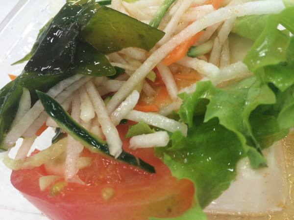 豆腐サラダ 328円 113kcal 豆腐サラダ 328円 113kcal