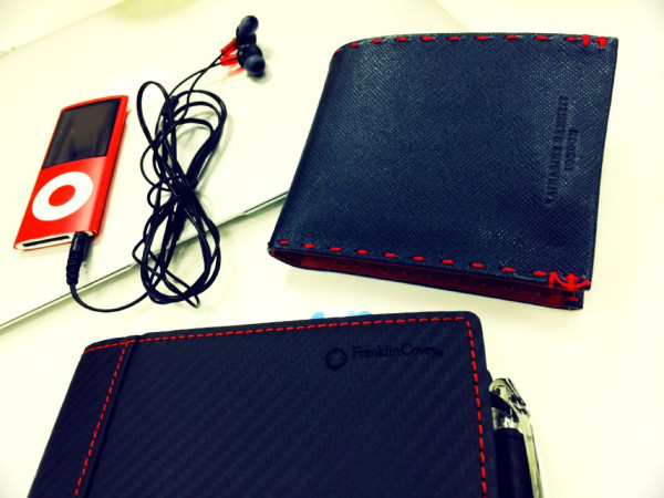 赤と黒。 赤と黒。