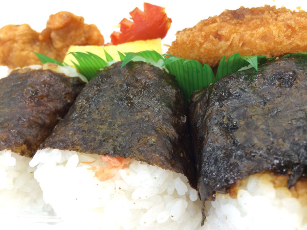 おにぎりおかずセット 512kcal 蛋白質13.9g 脂質12.5g 288円 おにぎりおかずセット 512kcal 蛋白質13.9g 脂質12.5g 288円