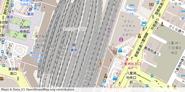 東京都千代田区丸の内 付近 : 35681059,139767841