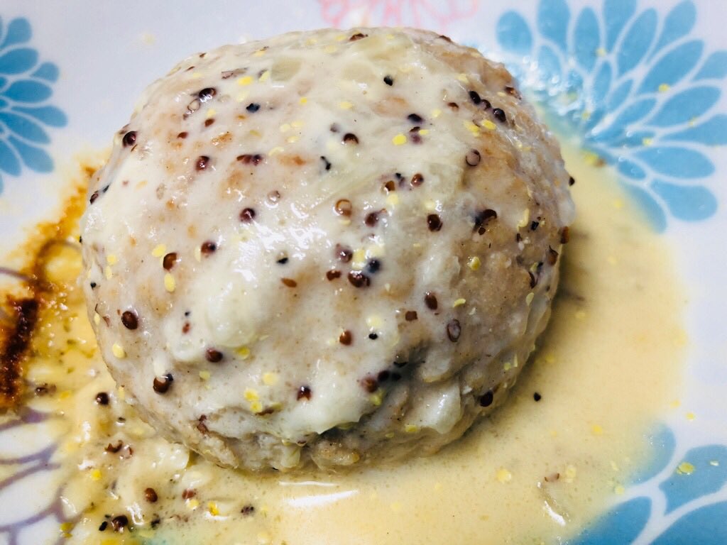 チーズインハンバーグ チルド食品 (*´-`) チーズインハンバーグ チルド食品 (*´-`)