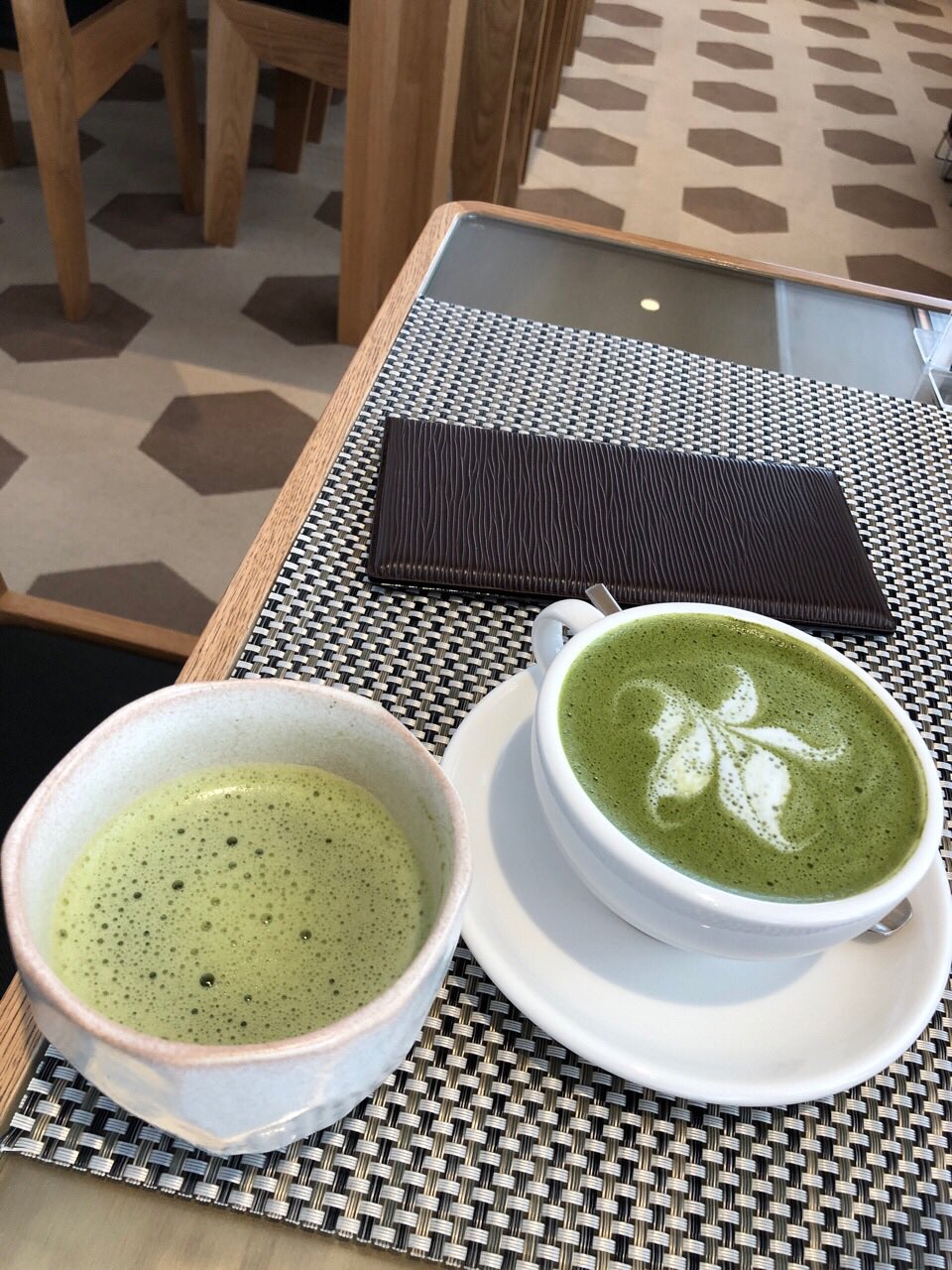 静岡茶と静岡茶ラテ 静岡茶と静岡茶ラテ