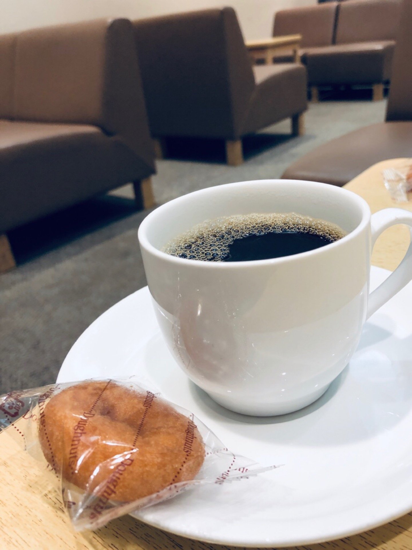 今日はすいてる。と思ってたらどんどん人が入ってきた。 (@ イオンラウンジ(イオン扶桑店) in 丹羽郡, 愛知県) 今日はすいてる。と思ってたらどんどん人が入ってきた。 (@ イオンラウンジ(イオン扶桑店) in 丹羽郡, 愛知県)