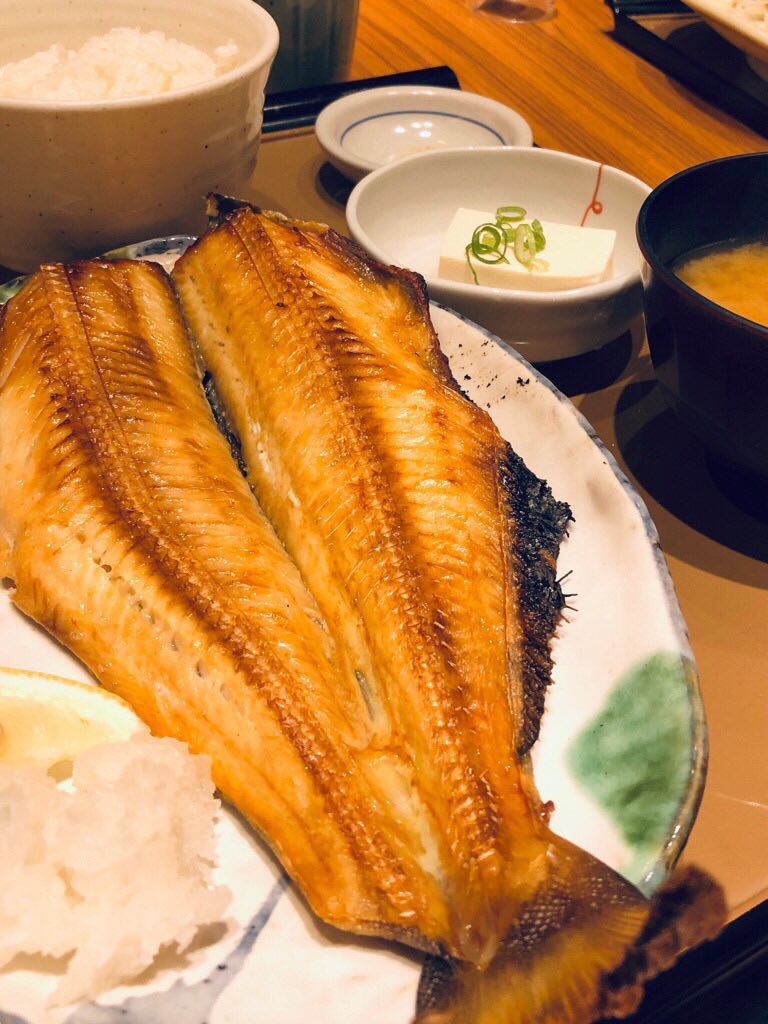 やよい軒 しまほっけ定食 (゚д゚)ウマー やよい軒 しまほっけ定食 (゚д゚)ウマー