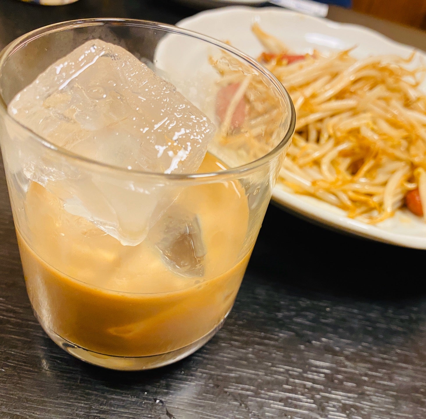 Godiva Rock ゴディバロックとモヤシ炒め (@ 世界の山ちゃん 駅西4号店 in 名古屋市, 愛知県, 愛知県) Godiva Rock ゴディバロックとモヤシ炒め (@ 世界の山ちゃん 駅西4号店 in 名古屋市, 愛知県, 愛知県)
