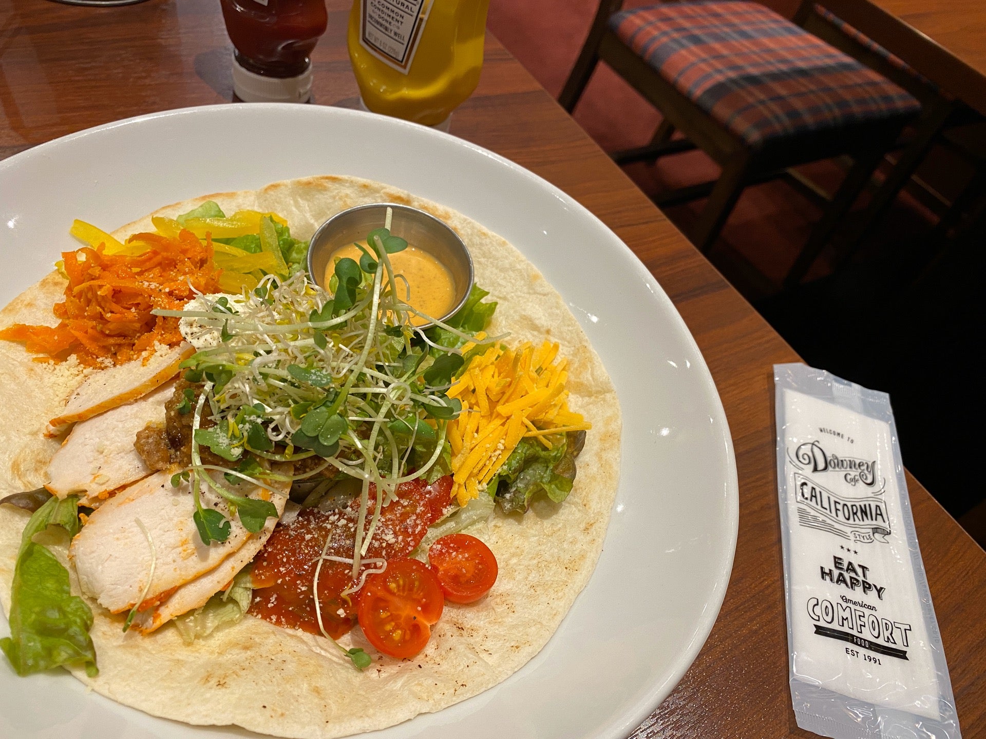 California Cobb Salad カリフォルニア コブ サラダ トルティーヤちぎってつつんでたべる (@ カフェダウニー JRゲートタワー店 in 名古屋市, 愛知県) California Cobb Salad カリフォルニア コブ サラダ トルティーヤちぎってつつんでたべる (@ カフェダウニー JRゲートタワー店 in 名古屋市, 愛知県)