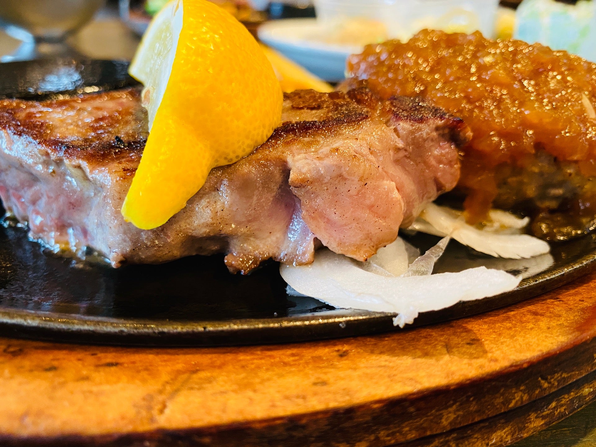 ステーキとハンバーグ (゚д゚)ウマー (@ ステーキのあさくま 小牧店 in 小牧市, 愛知県) ステーキとハンバーグ (゚д゚)ウマー (@ ステーキのあさくま 小牧店 in 小牧市, 愛知県)