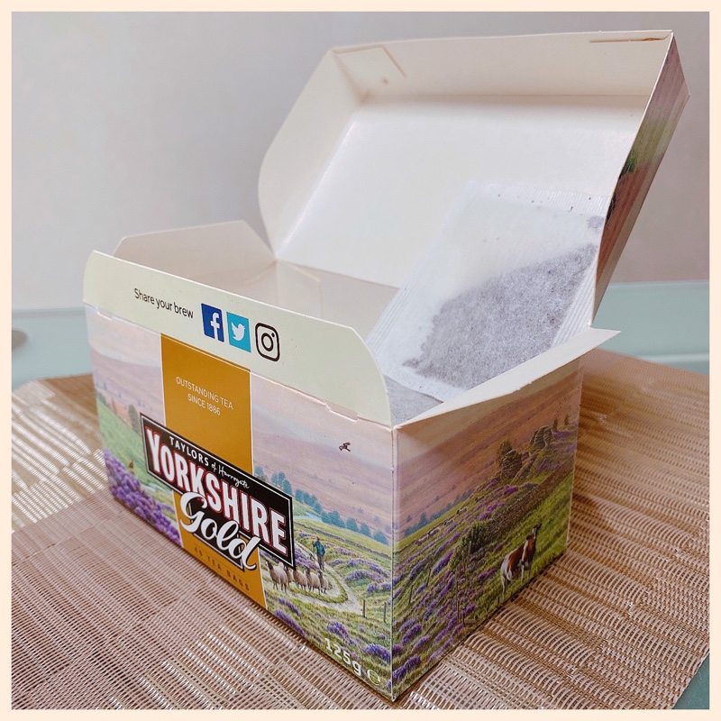 Yorkshire Gold Tea by Taylors of Harrogate 紅茶おいしい(*´∀`*) Yorkshire Gold Tea by Taylors of Harrogate 紅茶おいしい(*´∀`*)