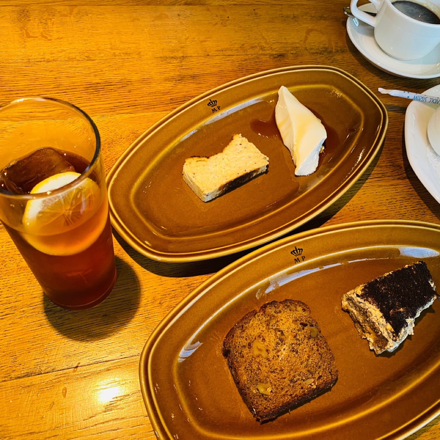 安定のティラミスとババロア。胡椒入りバスクチーズケーキははじめて食べたかも、美味しい。 (@ イタリア料理 Kan in 小牧市, 愛知県) 安定のティラミスとババロア。胡椒入りバスクチーズケーキははじめて食べたかも、美味しい。 (@ イタリア料理 Kan in 小牧市, 愛知県)