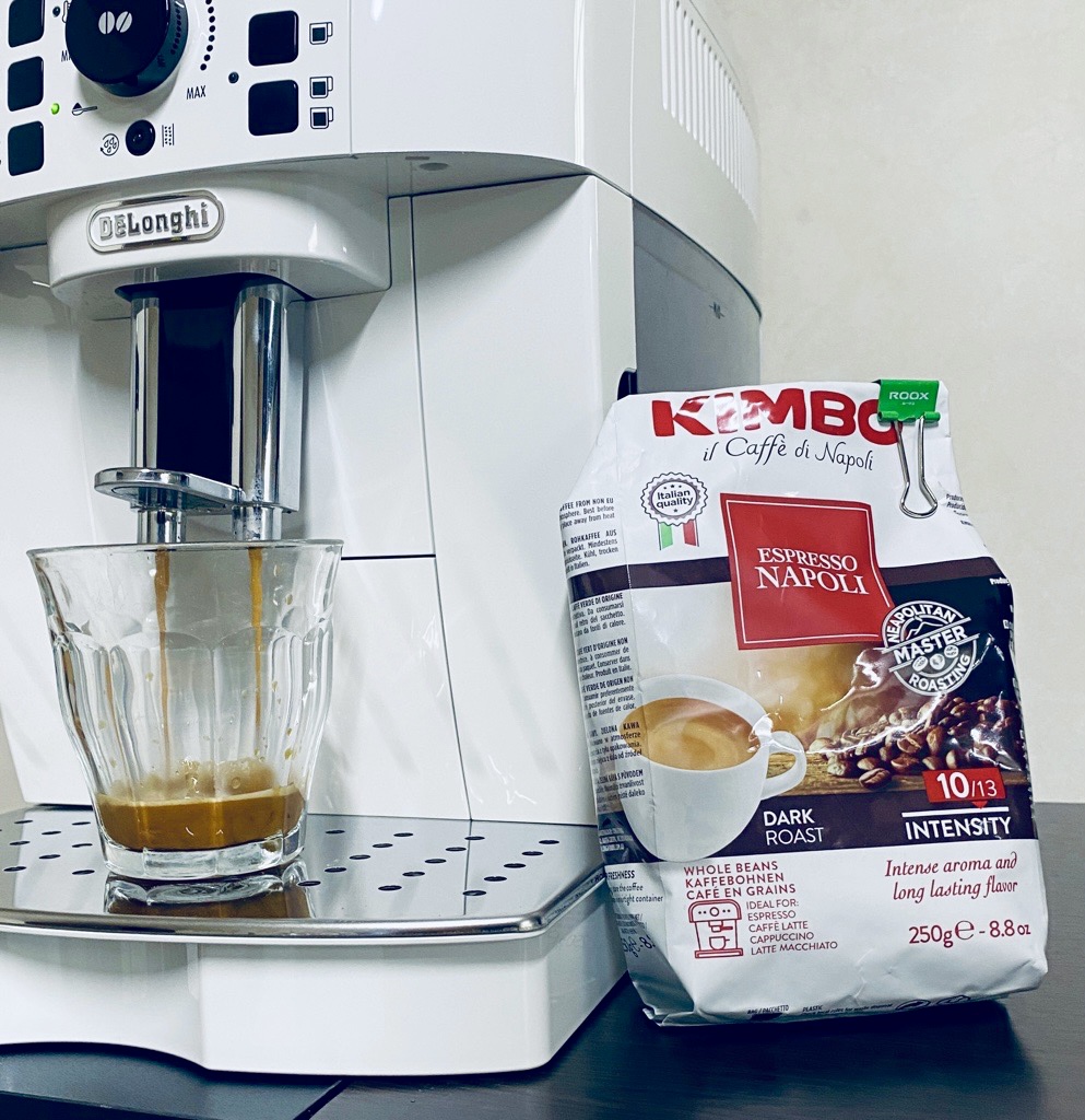 きょうからコーヒー豆が Kimbo Espresso Napoli Dark roast きょうからコーヒー豆が Kimbo Espresso Napoli Dark roast