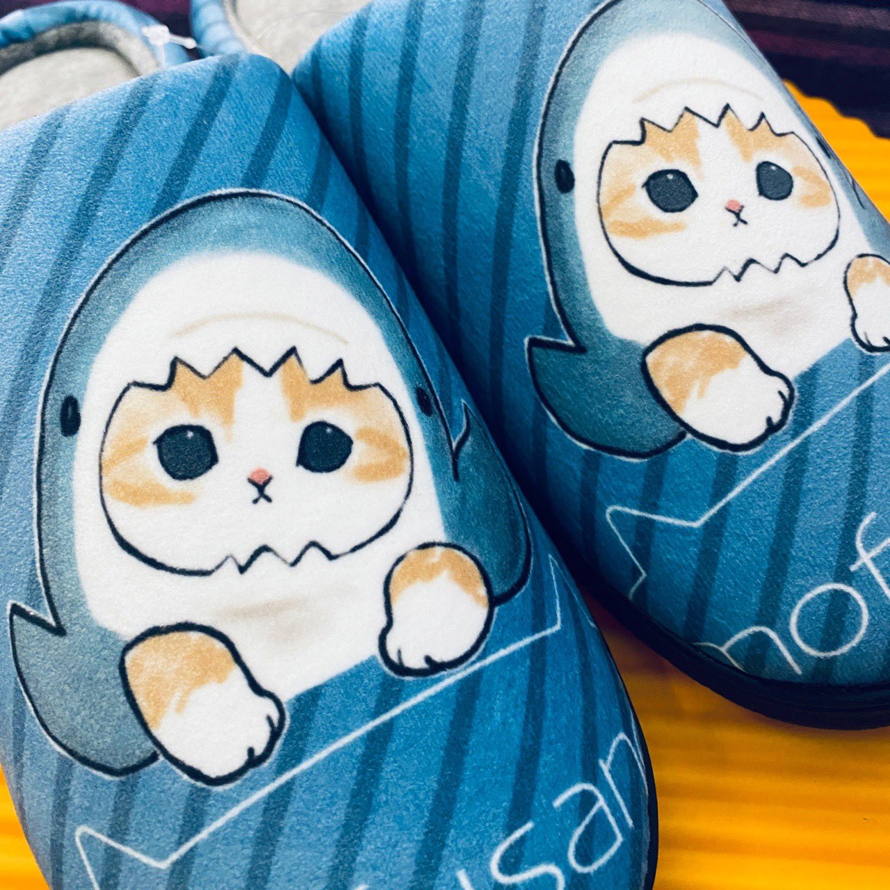 mofusand サメにゃん クロッグシューズ mofusand サメにゃん クロッグシューズ
