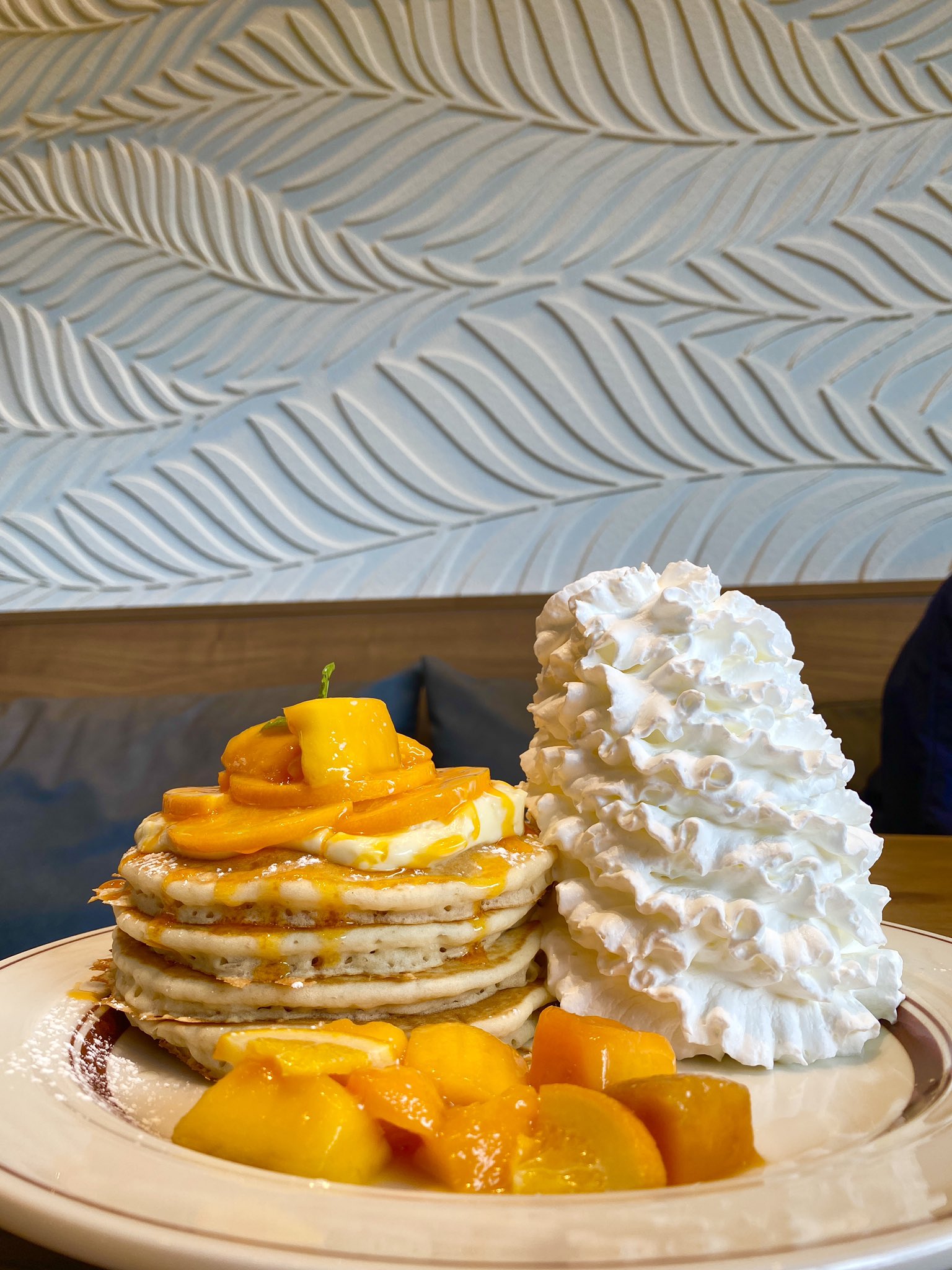 Pancakes with mango & orange Pancakes with mango & orange