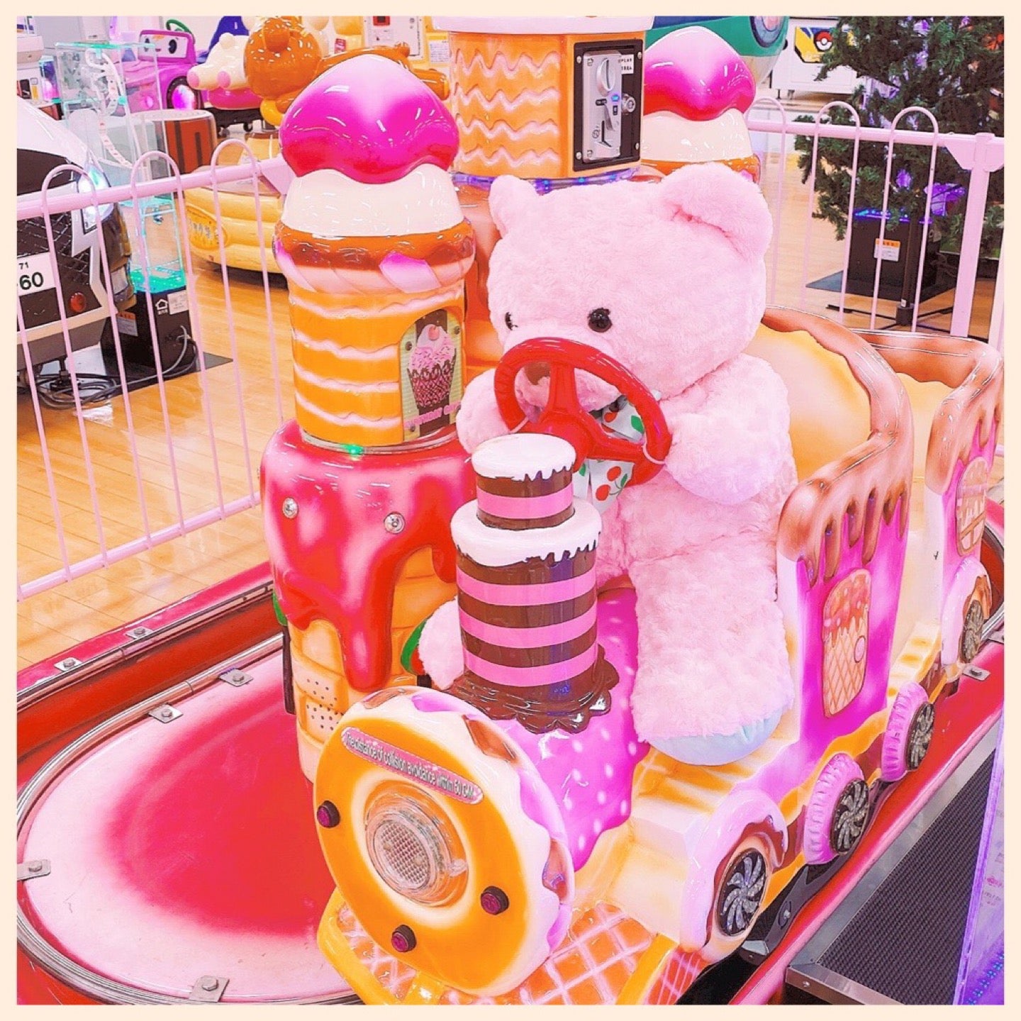 ʕ •ᴥ•ʔ クマー Train on Rails (@ キッズインタイトー イオン春日井店 in 春日井市, 愛知県) ʕ •ᴥ•ʔ クマー Train on Rails (@ キッズインタイトー イオン春日井店 in 春日井市, 愛知県)