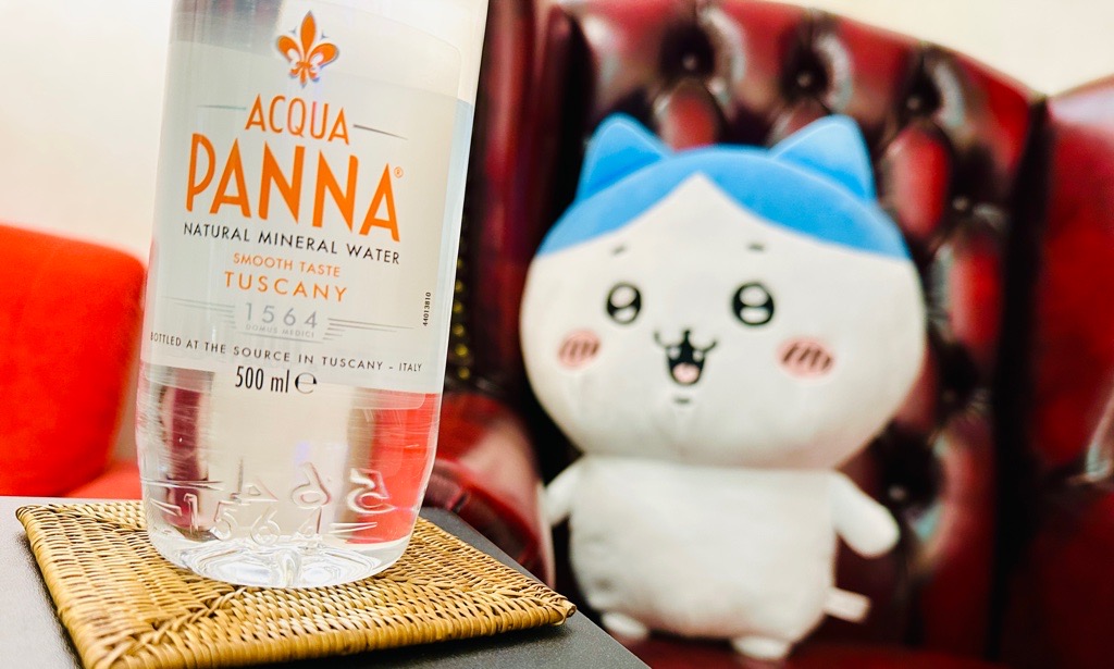 ACQUA PANNA Natural Mineral Water ACQUA PANNA Natural Mineral Water