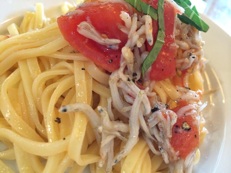 シラスとトマトの冷製パスタうまー (@ Ricco) シラスとトマトの冷製パスタうまー (@ Ricco)