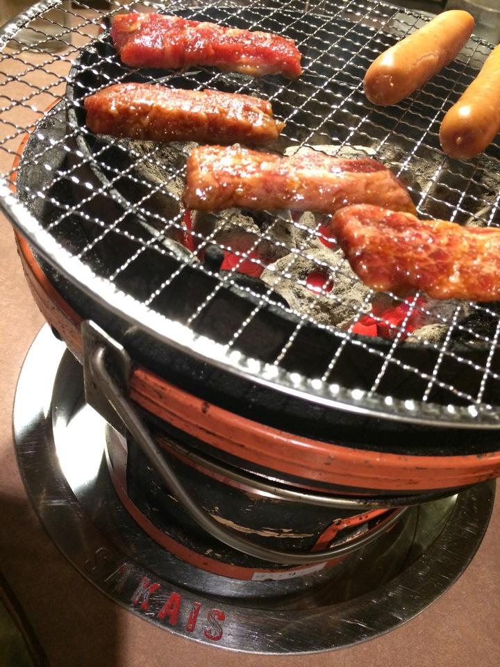 何かが注入されてるらしくしっかり火を通せと指示されてるハラミ。うまい(´Д` ) (@ 焼肉屋さかい in 小牧市, 愛知県) 何かが注入されてるらしくしっかり火を通せと指示されてるハラミ。うまい(´Д` ) (@ 焼肉屋さかい in 小牧市, 愛知県)
