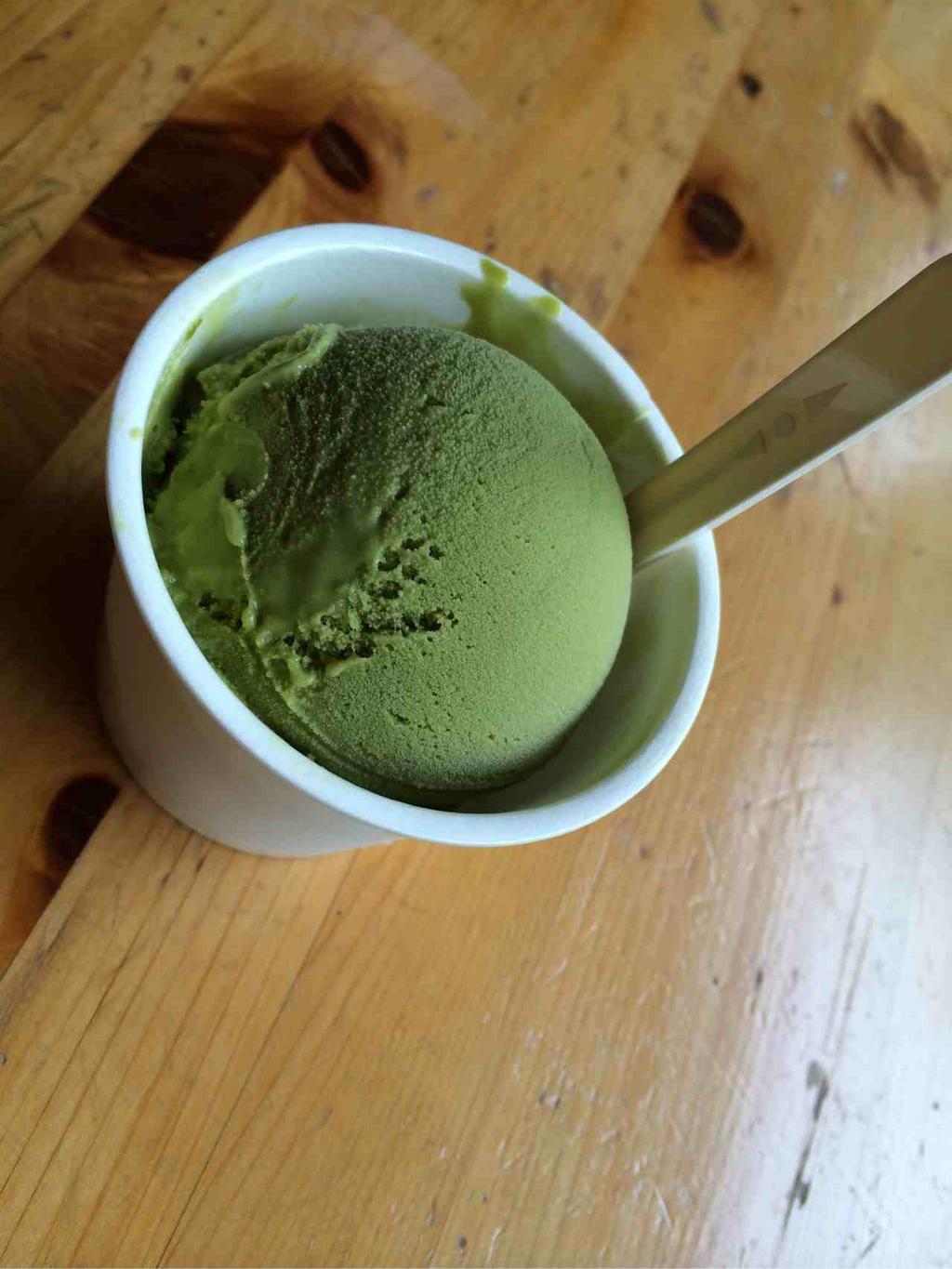 小那比茶 (緑茶) アイスクリーム at アイス工房こととい 小那比茶 (緑茶) アイスクリーム at アイス工房こととい