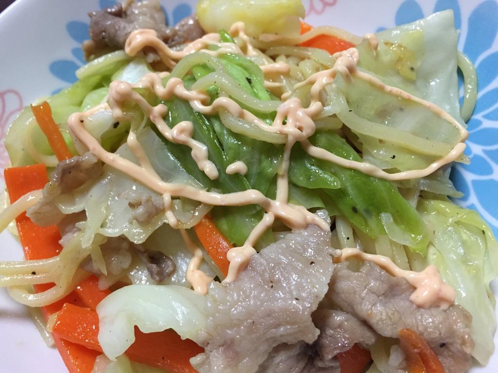 日清食品チルド 焼きそば 鶴橋 風月 ピリッと辛口!明太子マヨ付 魚介ソースの香りが強い(´ワ`) 日清食品チルド 焼きそば 鶴橋 風月 ピリッと辛口!明太子マヨ付 魚介ソースの香りが強い(´ワ`)