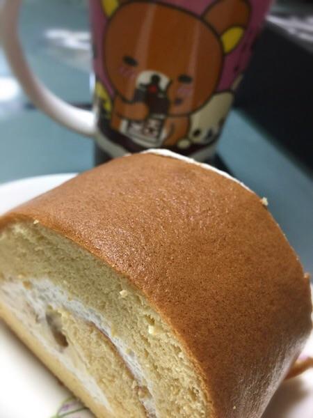 PATISSIER Labo TETSUYA キャラメルバナナのロールケーキ PATISSIER Labo TETSUYA キャラメルバナナのロールケーキ