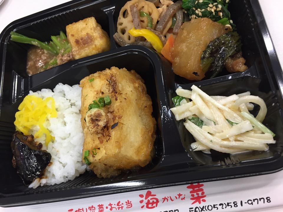 バイキング弁当、豆腐多めで。473円。 (@ お惣菜 海菜 in Nagoya, 愛知県) バイキング弁当、豆腐多めで。473円。 (@ お惣菜 海菜 in Nagoya, 愛知県)