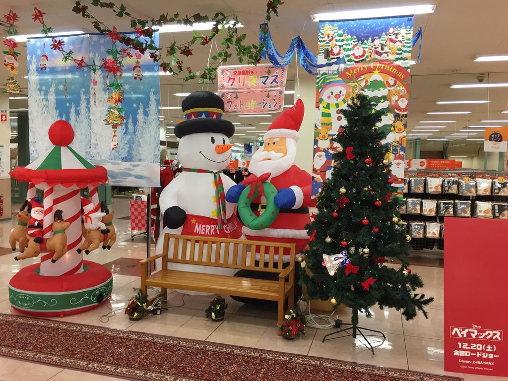 クリスマス フォトロケーション。 (@ アピタ 小牧店 in 小牧市, 愛知県) クリスマス フォトロケーション。 (@ アピタ 小牧店 in 小牧市, 愛知県)