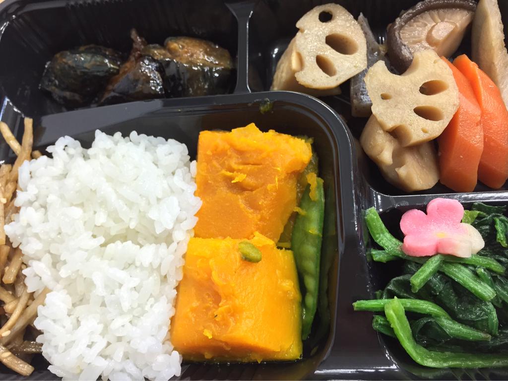 海菜のバイキング弁当444円。 海菜のバイキング弁当444円。