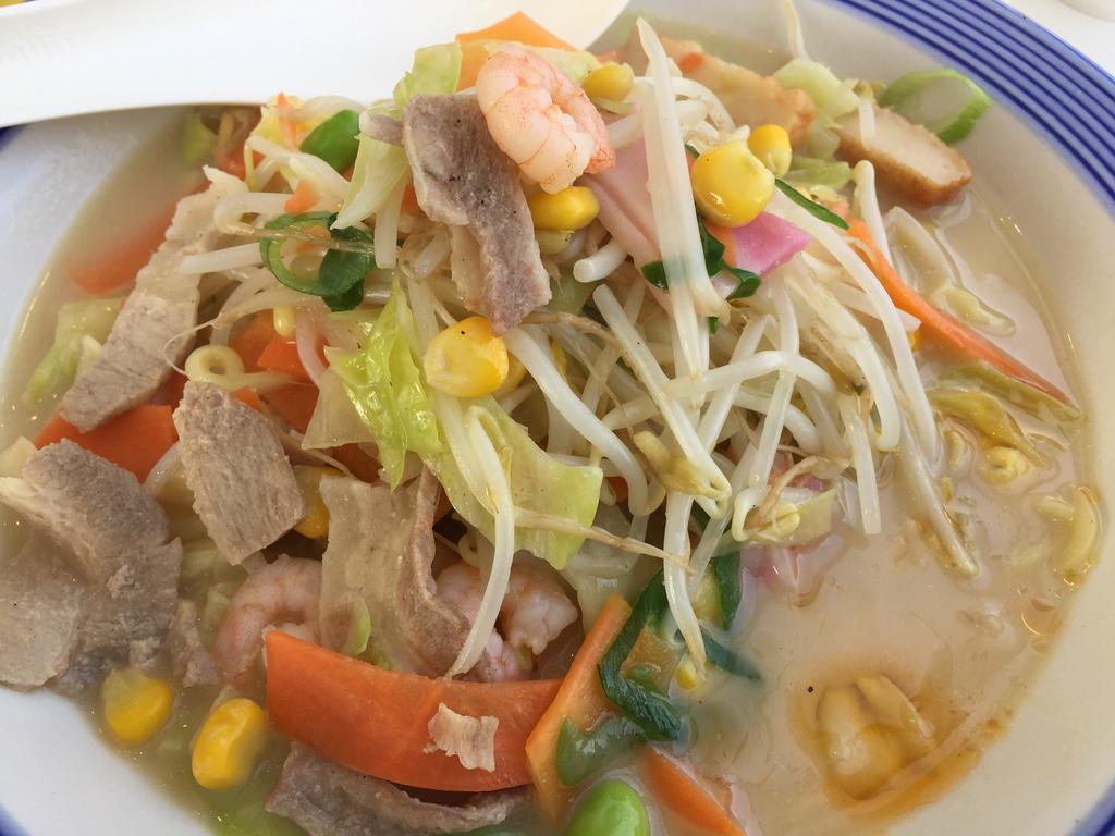 長崎ちゃんぽん。税抜き540円、麺は無料で2倍まで増量できる。野菜たっぷり(*´▽`*) (@ リンガーハット テラスウォーク一宮店 in 一宮市, 愛知県) 長崎ちゃんぽん。税抜き540円、麺は無料で2倍まで増量できる。野菜たっぷり(*´▽`*) (@ リンガーハット テラスウォーク一宮店 in 一宮市, 愛知県)