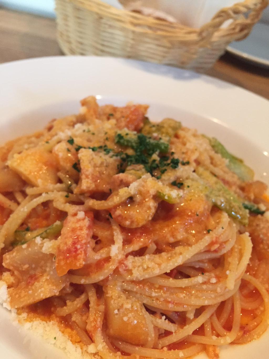 根菜のトマトソース スパゲッティ。 (@ Paff in 名古屋市西区, 愛知県) 根菜のトマトソース スパゲッティ。 (@ Paff in 名古屋市西区, 愛知県)