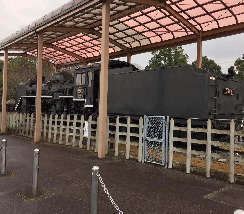 汽車。 (@ 中部台運動公園 in 松阪市, 三重県) 汽車。 (@ 中部台運動公園 in 松阪市, 三重県)