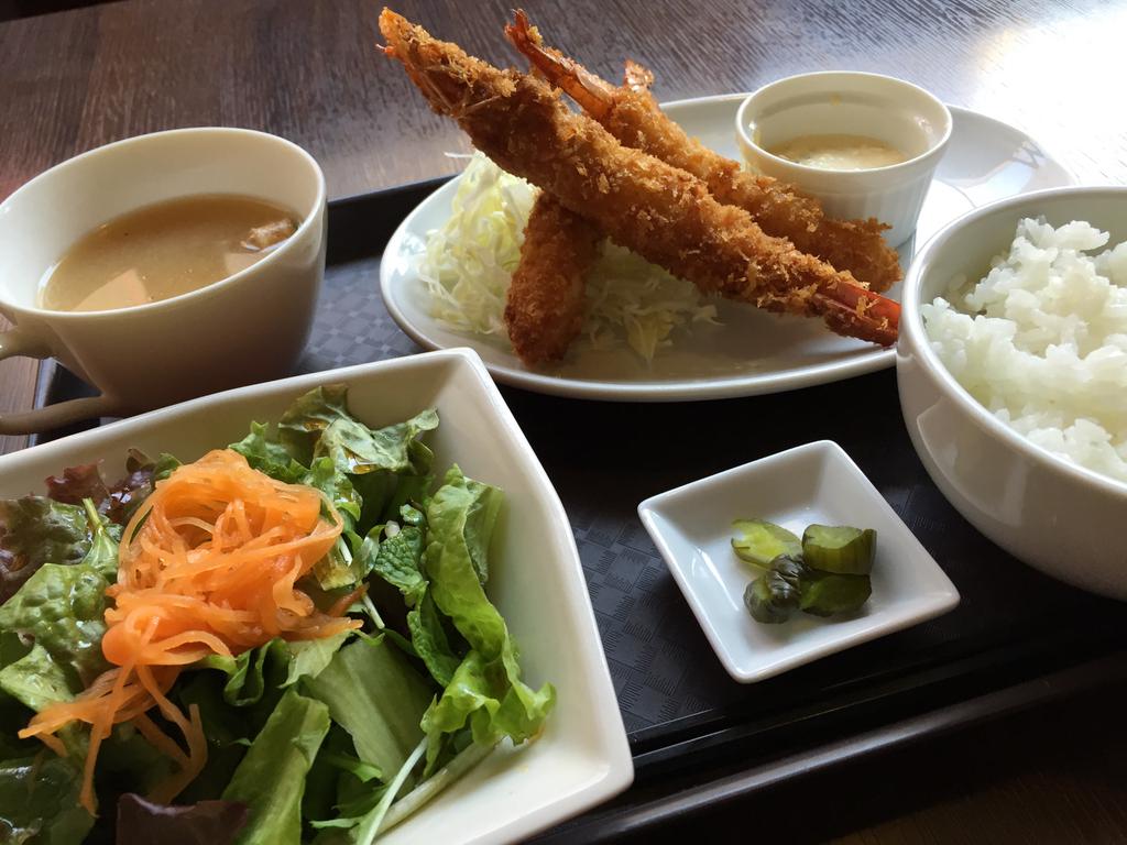 海老フライ (゚д゚)ウマー at エビート (@ EBIEAT in 名古屋市, 愛知県) 海老フライ (゚д゚)ウマー at エビート (@ EBIEAT in 名古屋市, 愛知県)
