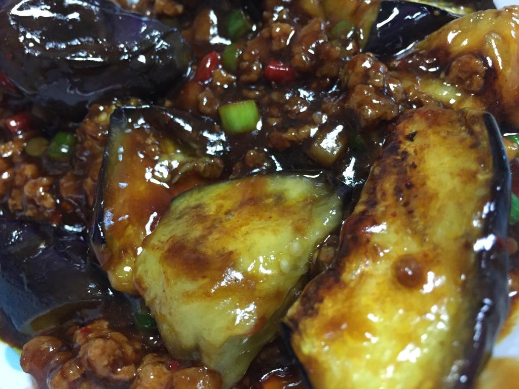 麻婆茄子うまい( ・∀・) シャクシャクしたクワイの食感が楽しい。 麻婆茄子うまい( ・∀・) シャクシャクしたクワイの食感が楽しい。