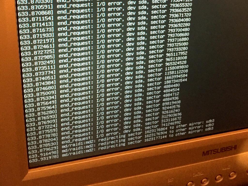 Debian GNU/Linux wheezy で RAID 1 ミラーリングの復旧