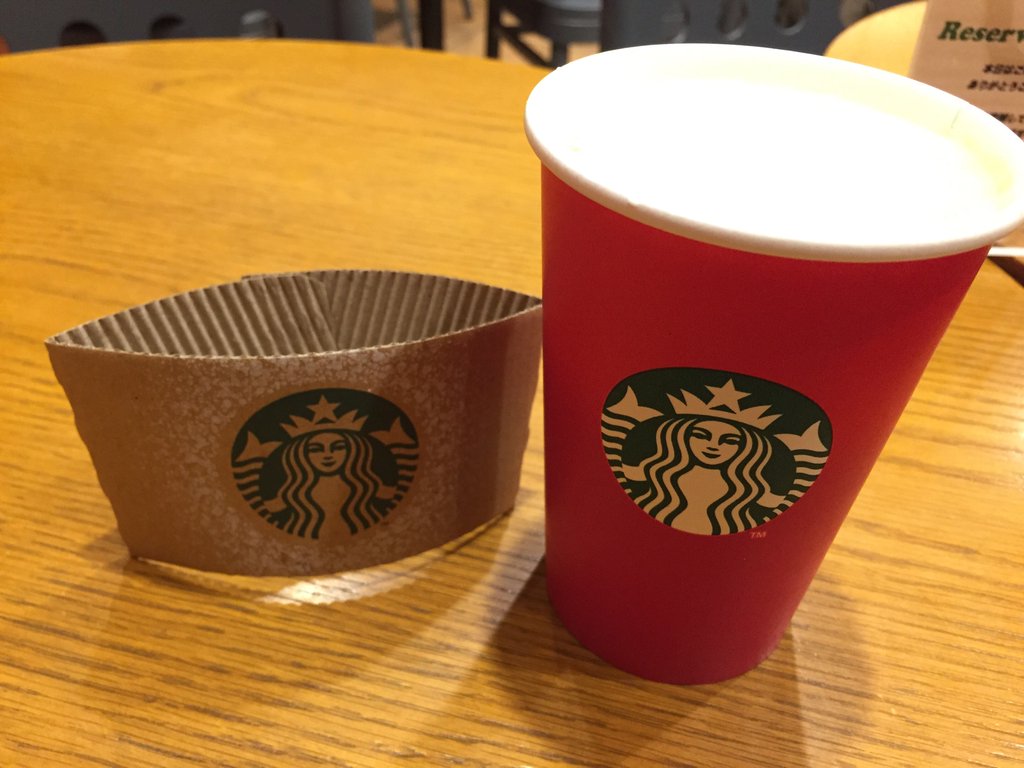 スターバックスラテ。 (at @Starbucks Coffee 栄公園 オアシス21店 in 名古屋市, 愛知県) スターバックスラテ。 (at @Starbucks Coffee 栄公園 オアシス21店 in 名古屋市, 愛知県)