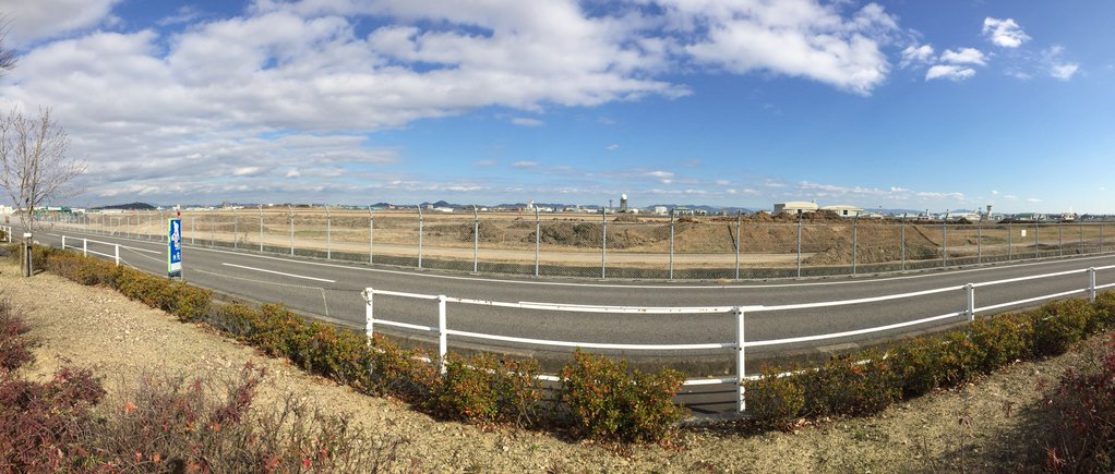 I'm at 県営名古屋空港 / 小牧空港 (Pref. Nagoya Airport - NKM/RJNA) in 豊山町, 愛知県 I'm at 県営名古屋空港 / 小牧空港 (Pref. Nagoya Airport - NKM/RJNA) in 豊山町, 愛知県