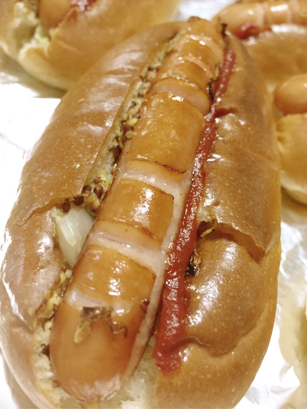 ホットドッグ (゚д゚)ウマー ホットドッグ (゚д゚)ウマー